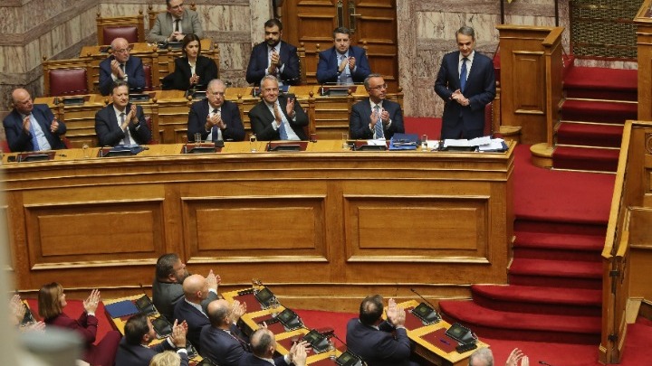 Κατατέθηκε η πρόταση δυσπιστίας κατά της κυβέρνησης 